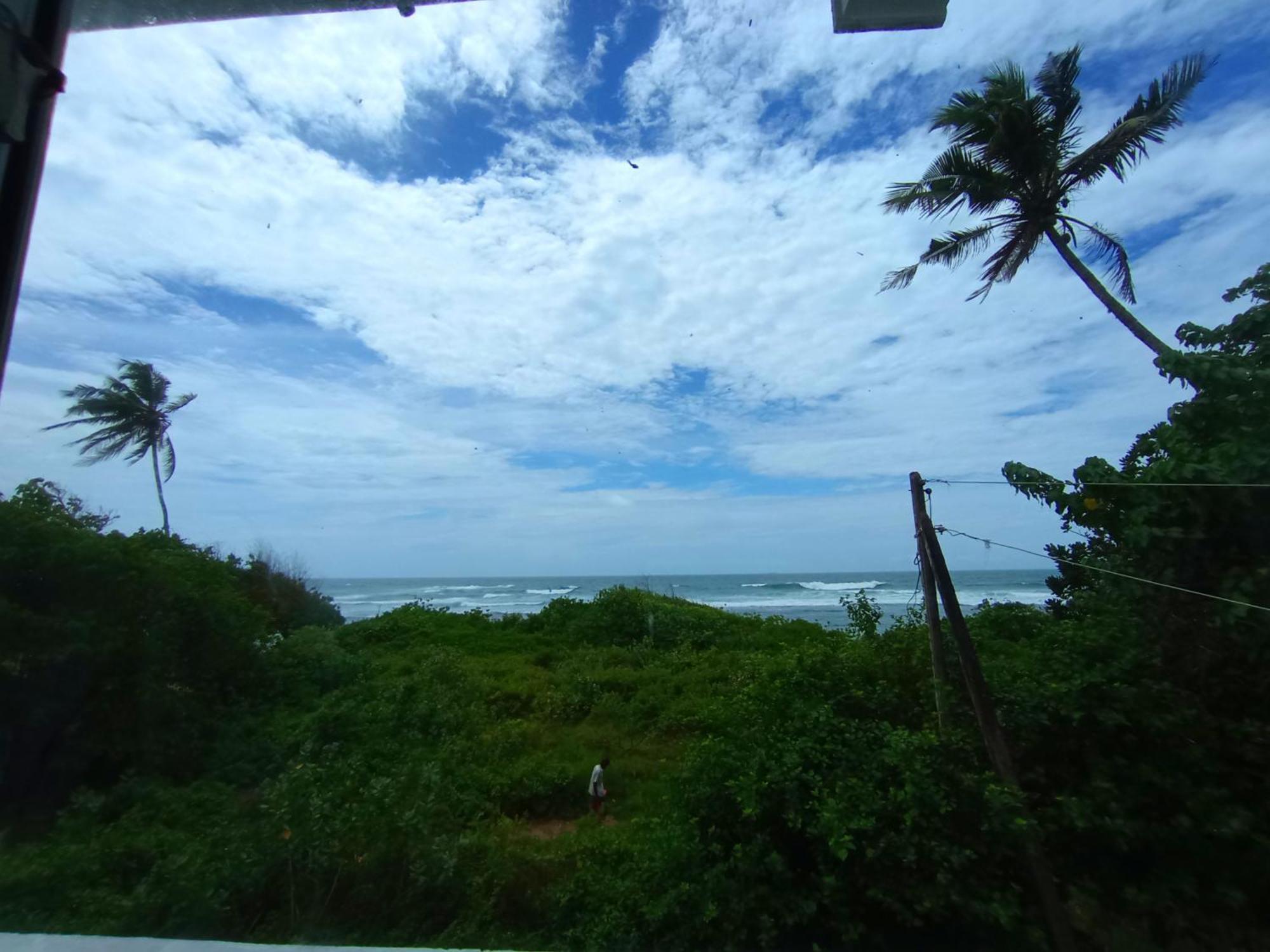 Blue Waves Ocean Mirissa Hotel ภายนอก รูปภาพ